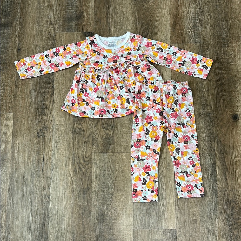 First Impressions,Floral Kids set